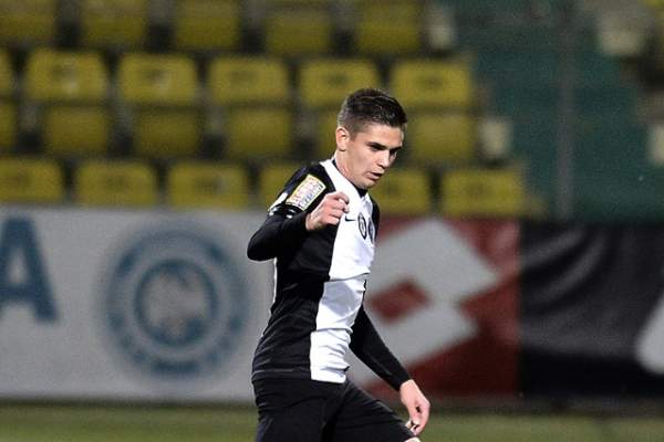 Anunţul zilei în fotbalul românesc! Un club URIAŞ, pe urmele lui Răzvan Marin!