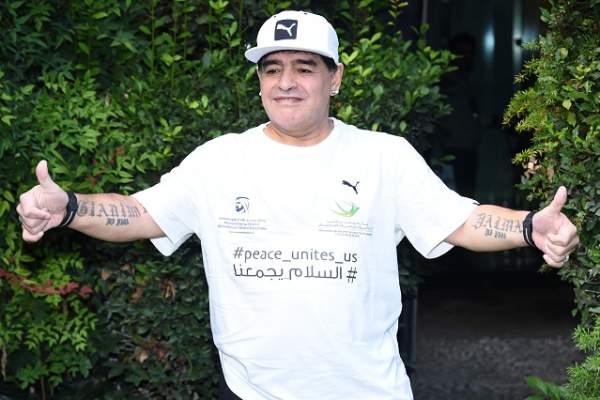 VIDEO / Circ marca Maradona la un meci caritabil organizat de Papa Francisc!  “El Pibe d'Oro” s-a contrat cu un compatriot