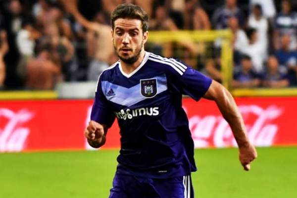 Anderlecht a anunţat cât va lipsi de pe teren Alex Chipciu, după accidentarea suferită în meciul cu Kazahstan!