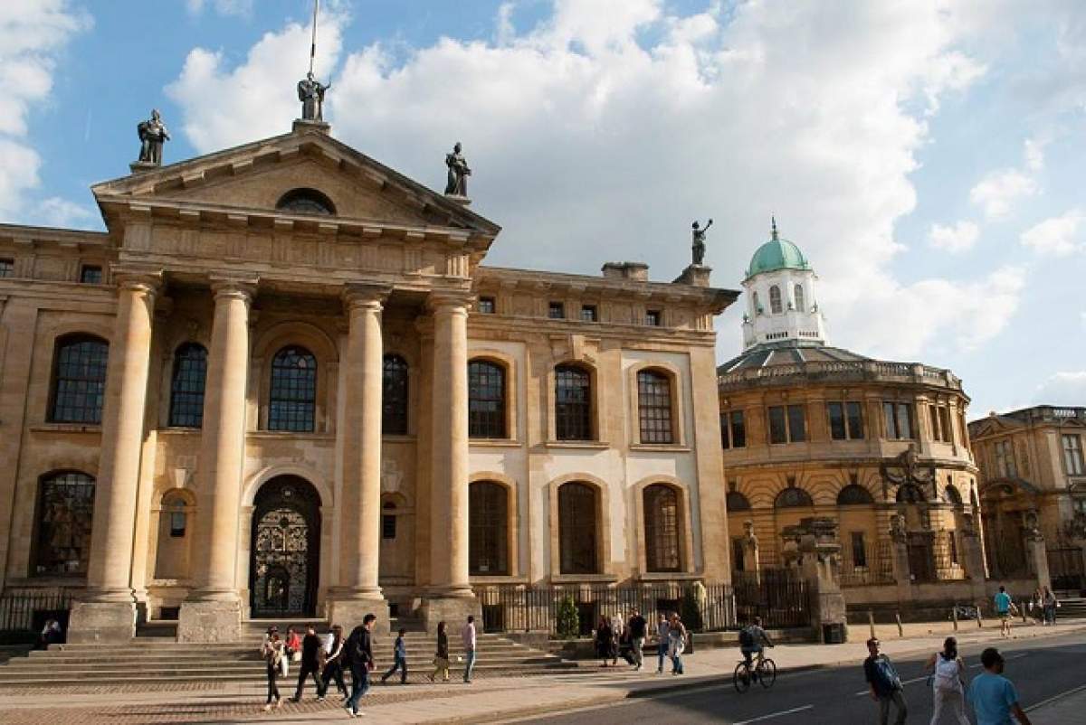 Ha-ha! Asta-i tare! Întrebările la examenul de admitere la prestigioasa Universitate Oxford. Tu ai fi ştiut răspunsurile?