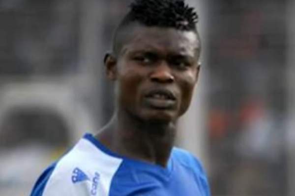 VIDEO / Tragedie în fotbal! Un jucător a fost împuşcat mortal în plină stradă!