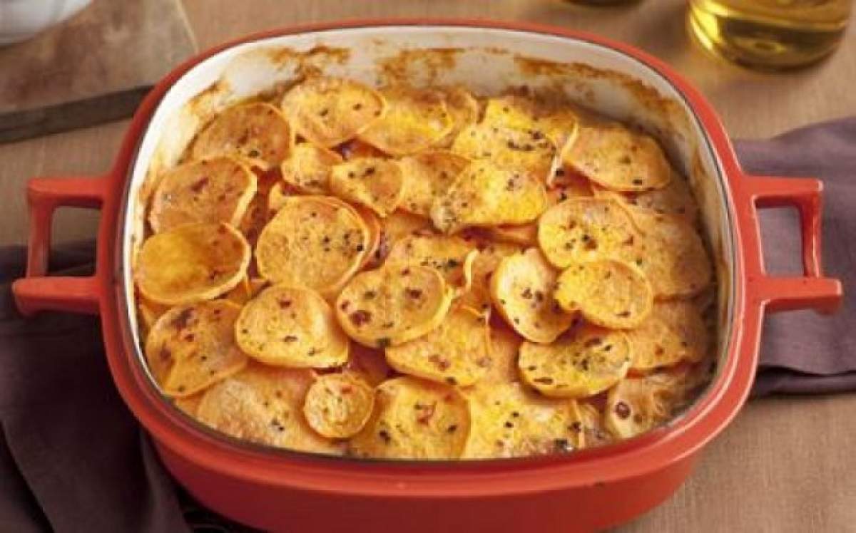 REŢETA ZILEI: Marţi - Cartofi gratinaţi! Foarte uşor de preparat şi au un gust nemaipomenit