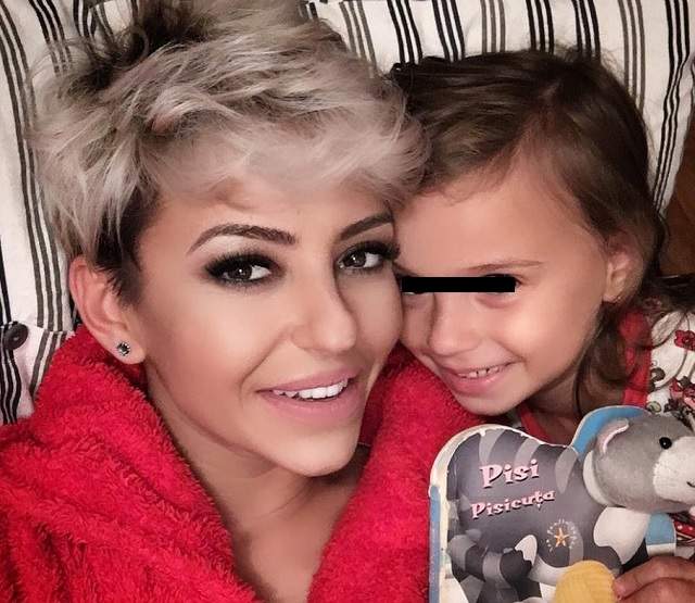 FOTO / Seamănă ca două picături de apă! Giulia Anghelescu are o fetiţă frumoasă care îi calcă pe urme