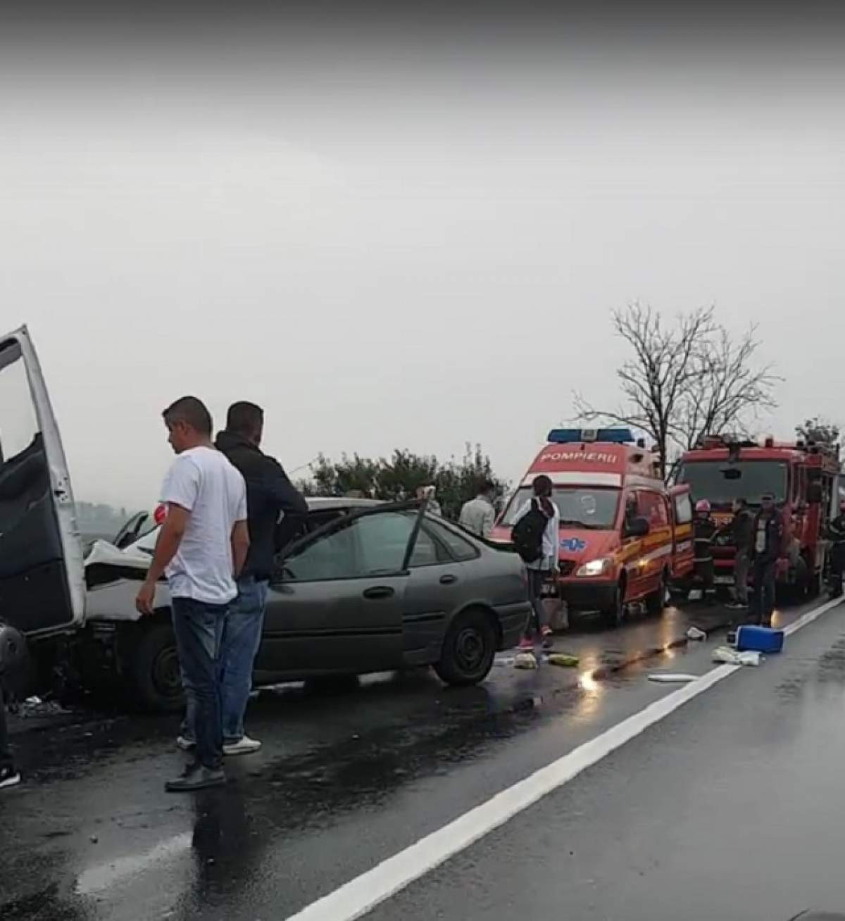 FOTO & VIDEO/ Accident rutier grav pe DN1. COD ROŞU de INTERVENŢIE! Cel puţin 6 răniţi