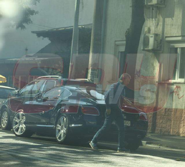 Leacul „Puriului”! Cum se reface Mircea Rednic după ce a fost operat de tumoră! VIDEO PAPARAZZI
