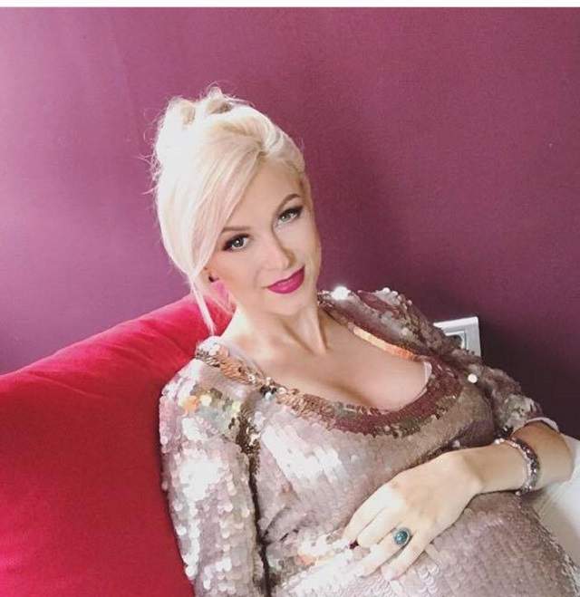 Andreea Bălan se pregăteşte să nască: "E ultima zi de filmare înainte să vină Ella"