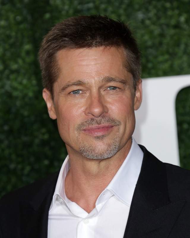 VIDEO / Primele imagini cu Brad Pitt după divorţ! Nu mai arată ca înainte şi deja iese cu o altă actriţă celebră