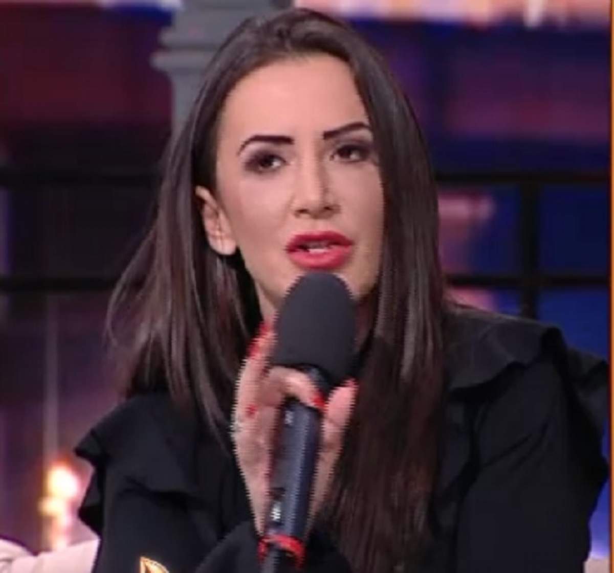 VIDEO / Mara Bănică a fost bătută în propria emisiune