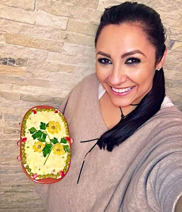 FOTO / Andra, ajutată de mama ei! Uite ce a primit de la cea care i-a dat viaţă