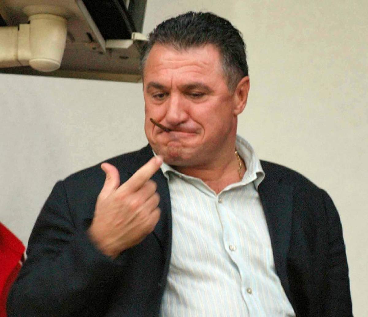 Victor Becali, la un pas de libertate! Reacţia fratelui său!