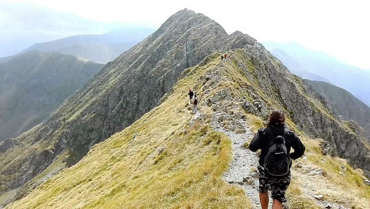 O alpinistă britanică a căzut de la 180 de metri de pe vârful Moldoveanu și a supraviețuit! Imaginile din spital, greu de privit