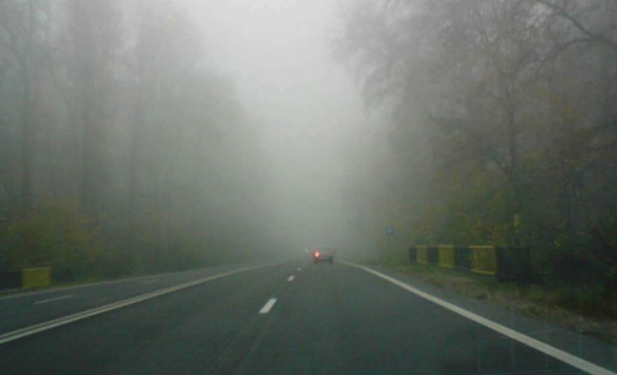 Şoferi, circulaţi cu băgare de seamă! Meteorologii au emis COD GALBEN de CEAŢĂ şi condiţii de POLEI