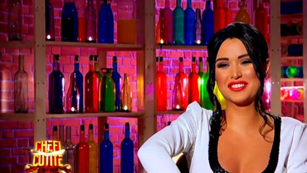 VIDEO / Cu decolteu şi sfaturi înţelepte, Daniela Crudu a gătit la "Chefi la cuţite": "Nu ai tăiat branhiile la peşte!" Râzi cu lacrimi la replica asistentei "păcătoase"