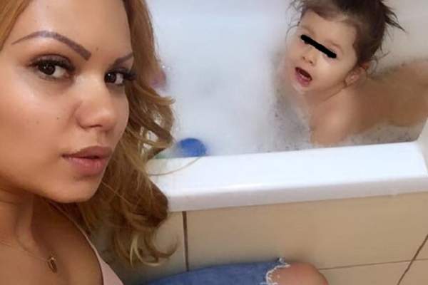 VIDEO / Fiica lui Beyonce de România deja îi calcă pe urme mamei sale. Uite ce face cu tuşul de ochi la doar doi ani