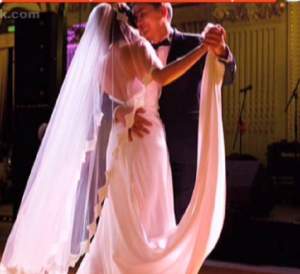 VIDEO / Imagini de la nunta de pomină a Andreei Berecleanu! Dansul mirilor a fost senzaţia serii