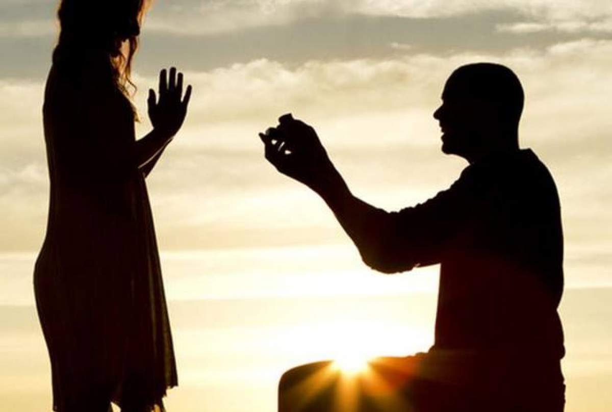 Zodia care e cerută în căsătorie în Noiembrie! Le poți ura deja ”Casă de piatră”