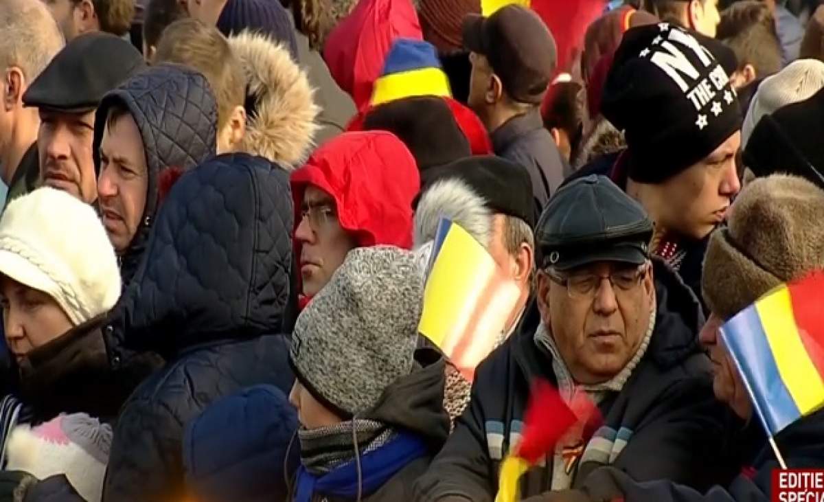 Incident la parada de Ziua Naţională! Un bărbat ce deţinea o armă a fost oprit de autorităţi