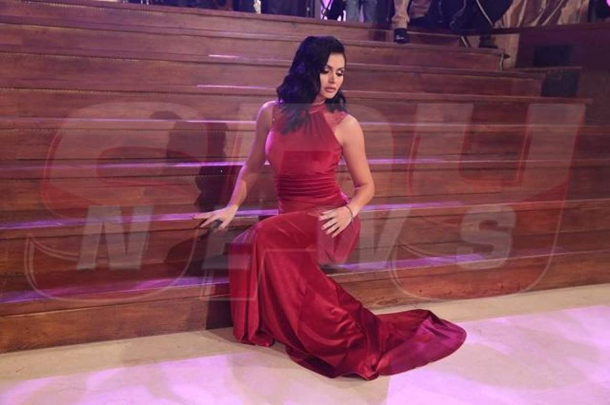 FOTO / Raluca Dumitru, ”Lady in Red” la Gala ”Antena Stars”! Detaliul care a atras atenţia tuturor