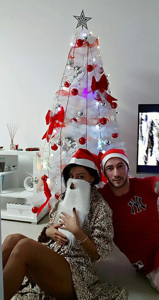 FOTO / Ana Maria Mocanu, schimbată total. Anul trecut făcea mii se euro pe vremea asta, iar acum sărbătoreşte aşa