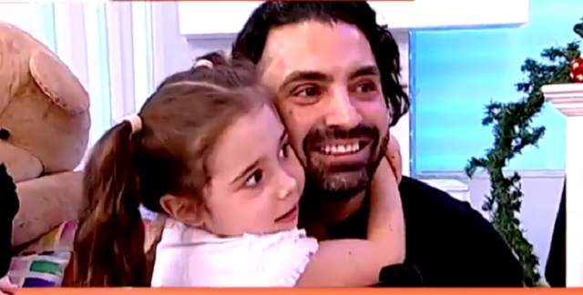 VIDEO / Pepe, topit după fetele lui! Au venit la TV şi nu s-au dezlipit de el