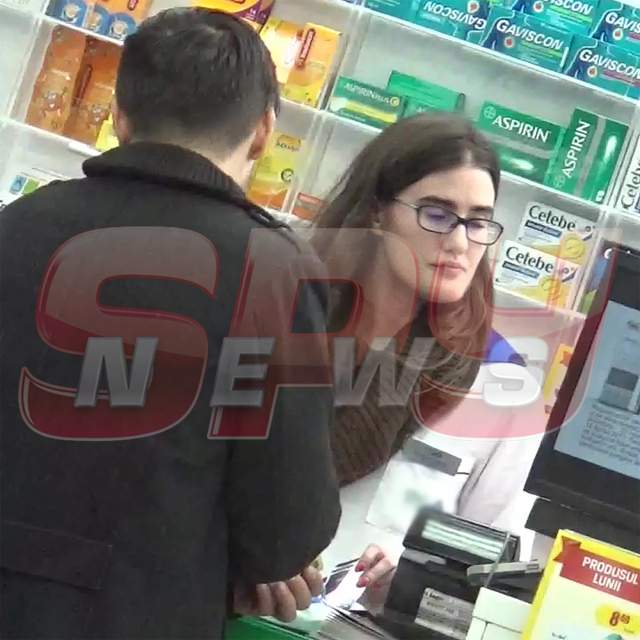 Ce face Liviu Vârciu când are o durere de cap? Merge la farmacie și înnebunește femeile! Video