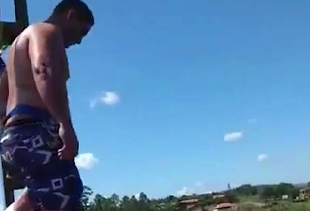 VIDEO /  A vrut să facă bungee-jumping, dar coarda era prea lungă! Impactul a fost mortal
