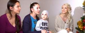 VIDEO & FOTO / Andreea Bălan, îngerul păzitor al Sarei care are primul brad de Crăciun! Ce cadouri i-a făcut artista fetei care are cancer!