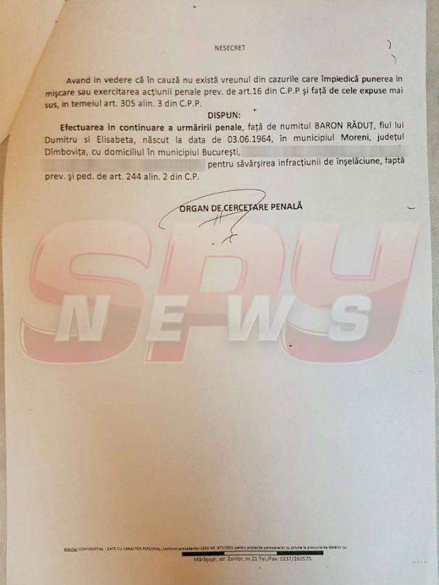 VIDEO / Şoc în lumea muzicală! Percheziţii la un celebru impresar! Politiştii îi scotocesc în casa chiar acum