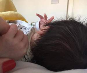 Octavia Geamănu a făcut publică prima imagine cu băieţelul. Ce păr lung are deja!