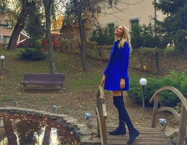 FOTO / Valentina Pelinel le-a arătat tuturor tortul de ziua ei! Ce scrie pe el a atras atenţia oamenilor