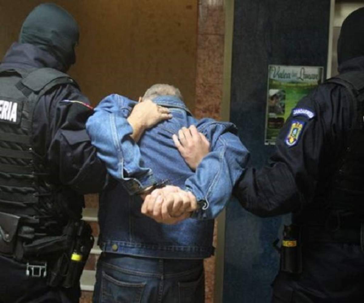 Un maghiar şi doi slovaci care jefuiau bătrâni, prinşi de poliţişti