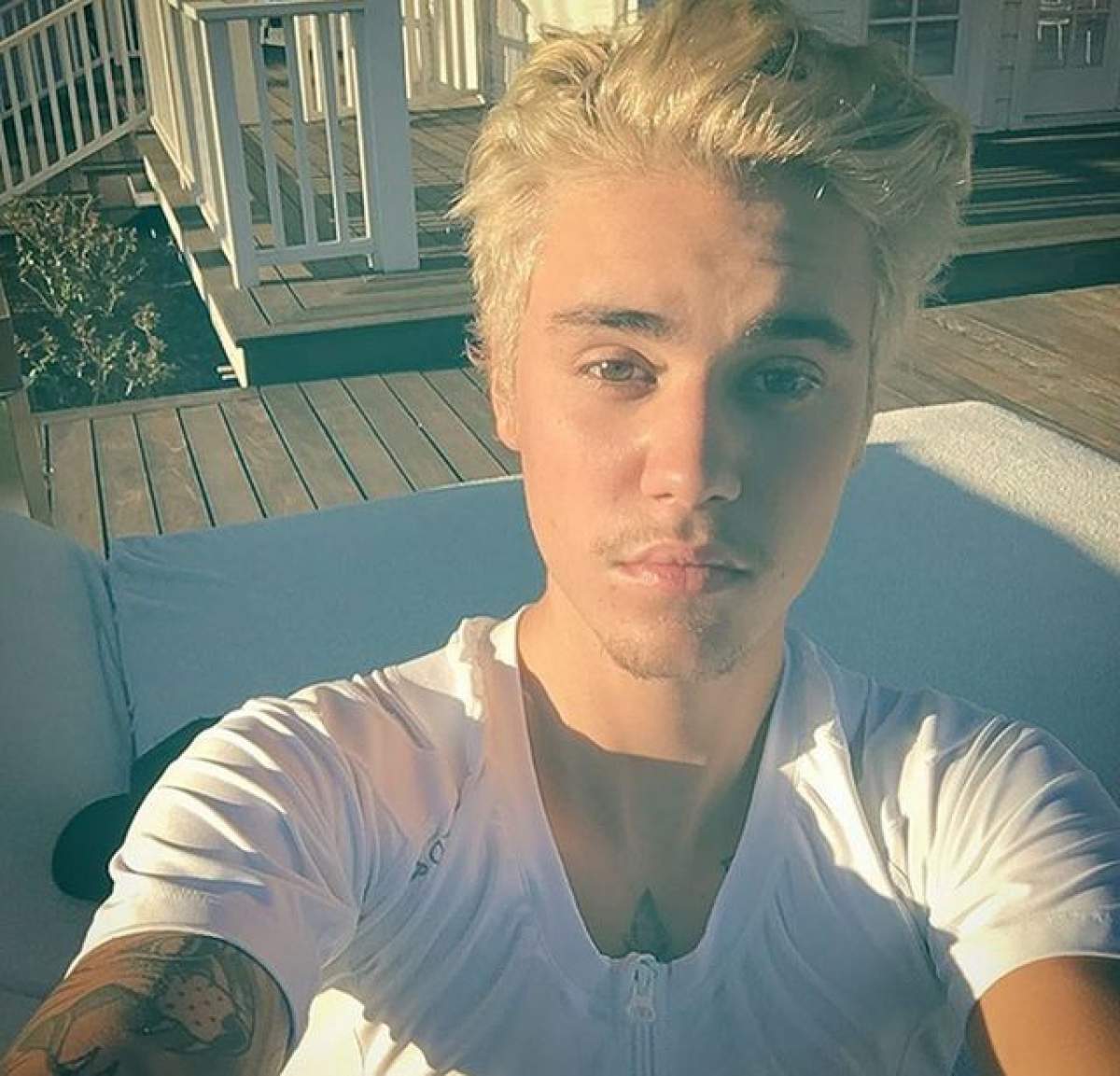 A vrut să fie sexy, dar a dat-o în bară! Justin Bieber, luat peste picior de fani de reţelele de socializare