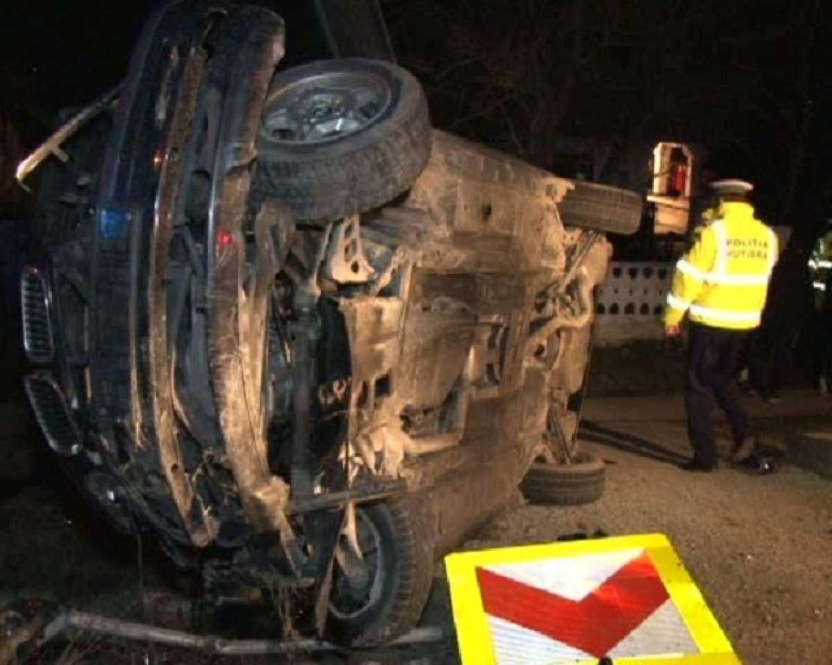 Accident grav în Gorj! Un bărbat a murit, iar alte trei persoane sunt în stare gravă, după ce un bolid de lux s-a răsturnat