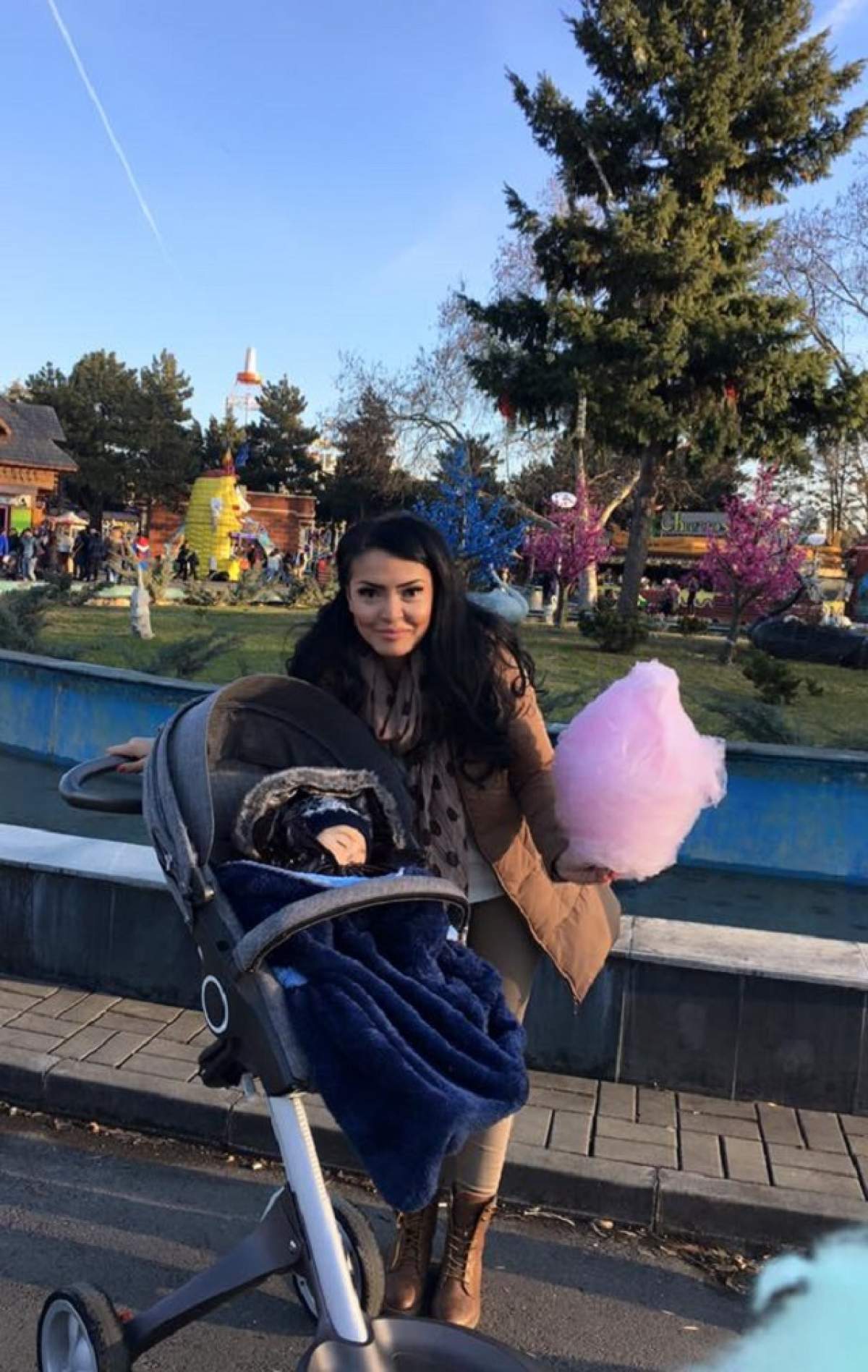 FOTO / Clipe de fericire pentru Andreea Mantea! Micuţul ei a început să meargă, iar imaginile cu el au făcut senzaţie pe internet
