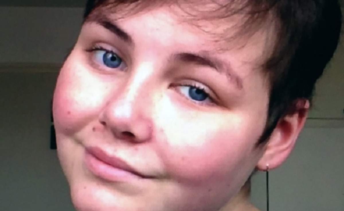 VIDEO / Tânăra din imagine a murit din cauza unei tumori pe creier! Ultima ei postare pe blog îţi va sfâşia inima