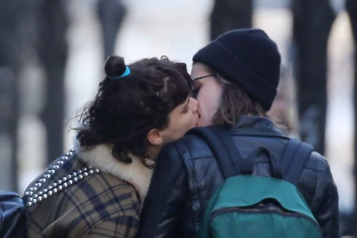 FOTO / S-au ţinut de mână şi s-au sărutat în plină stradă! Kristen Stewart este îndrăgostită lulea de o femeie!