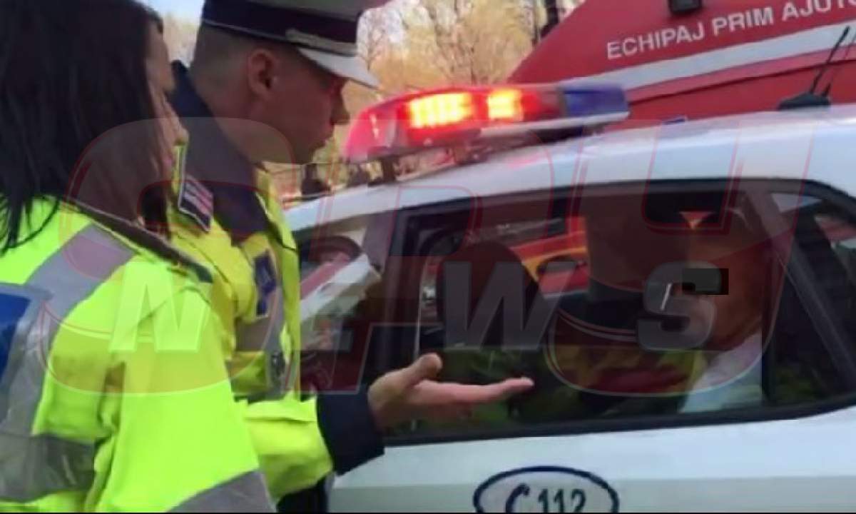 VIDEO/ S-a urcat băut la volan şi s-a înfipt cu maşina într-un stâlp! Imaginile care ar trebui să-i dea de gândit oricărui şofer