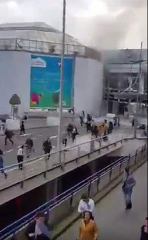 Mircea Rednic, amănunte şocante spre exploziile de pe aeroportul din Bruxelles: "Plafonul a căzut. Se vede sânge sub tavan!"