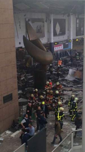 VIDEO / Imagini sângeroase de pe aeroportul Zaventem, din Bruxelles! S-a ridicat nivelul de alertă teroristă