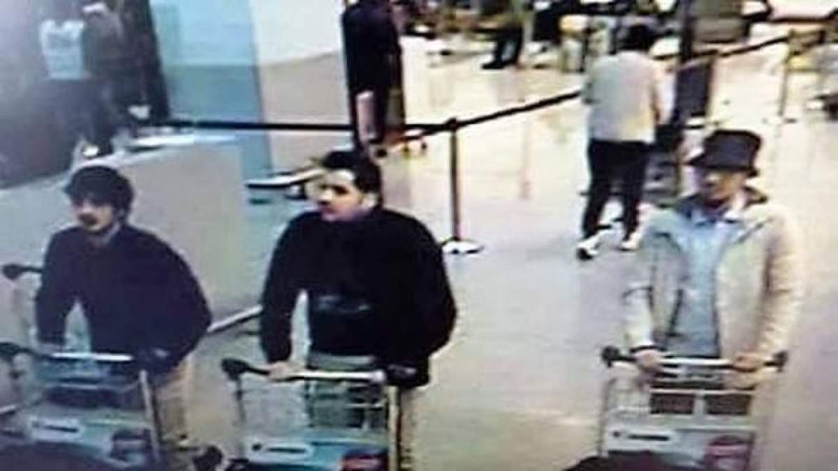 Au apărut primele imagini cu suspecţii atentatului de pe aeroportul Zaventem