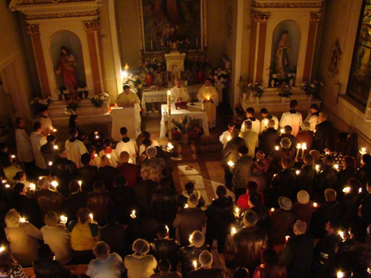 Paşte la catolici: Românii vor avea o zi liberă