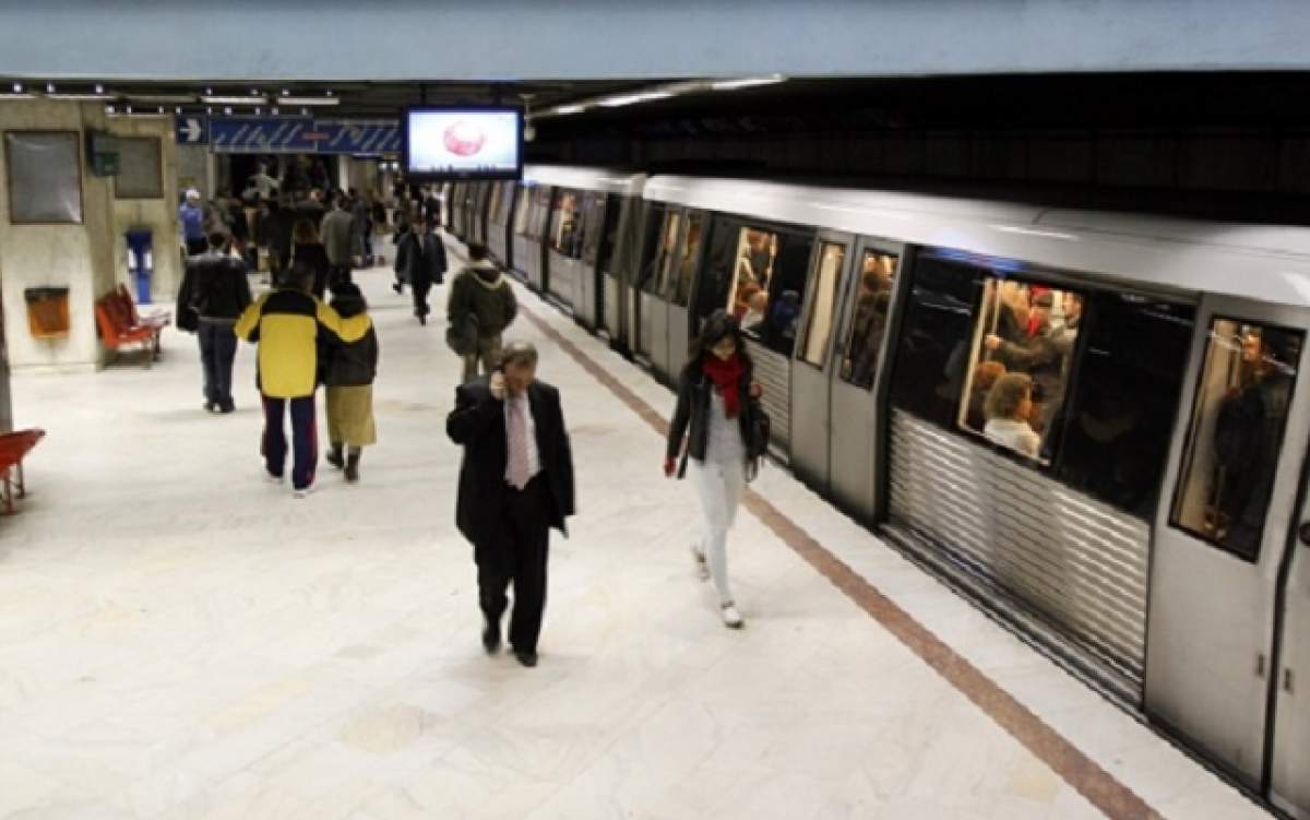 VIDEO / Panică între staţiile de metrou Aviatorilor-Pipera! Pasagerii au rămas blocaţi