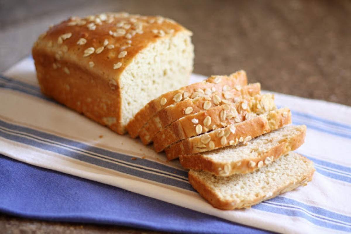 Cum să prepari pâine fără gluten din trei ingrediente pentru accelerarea arderilor de grasimi! E mai simplu decât ţi-ai imaginat şi e delicioasă