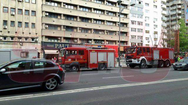 VIDEO / Incendiu la METROU la Piaţa Romană! Trenurile nu mai opresc, oameni blocaţi. Primele imagini de la faţa locului