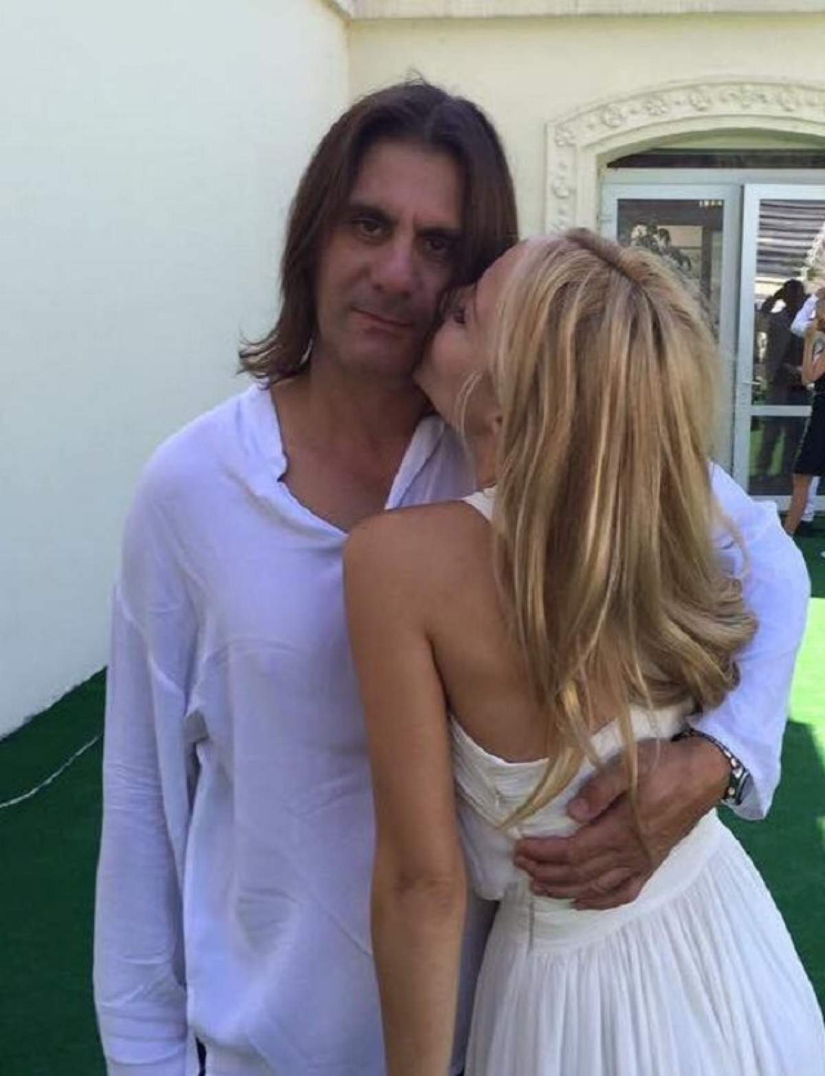 Primele imagini cu burtica de gravidă a Octaviei Geamănu!