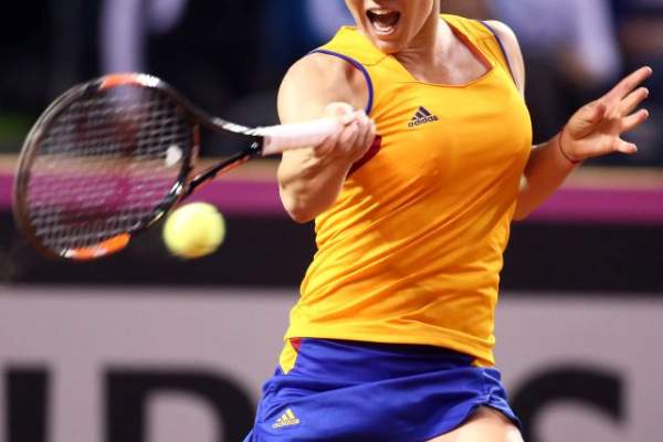 Simona Halep a fost învinsă de Angelique Kerber la Fed Cup