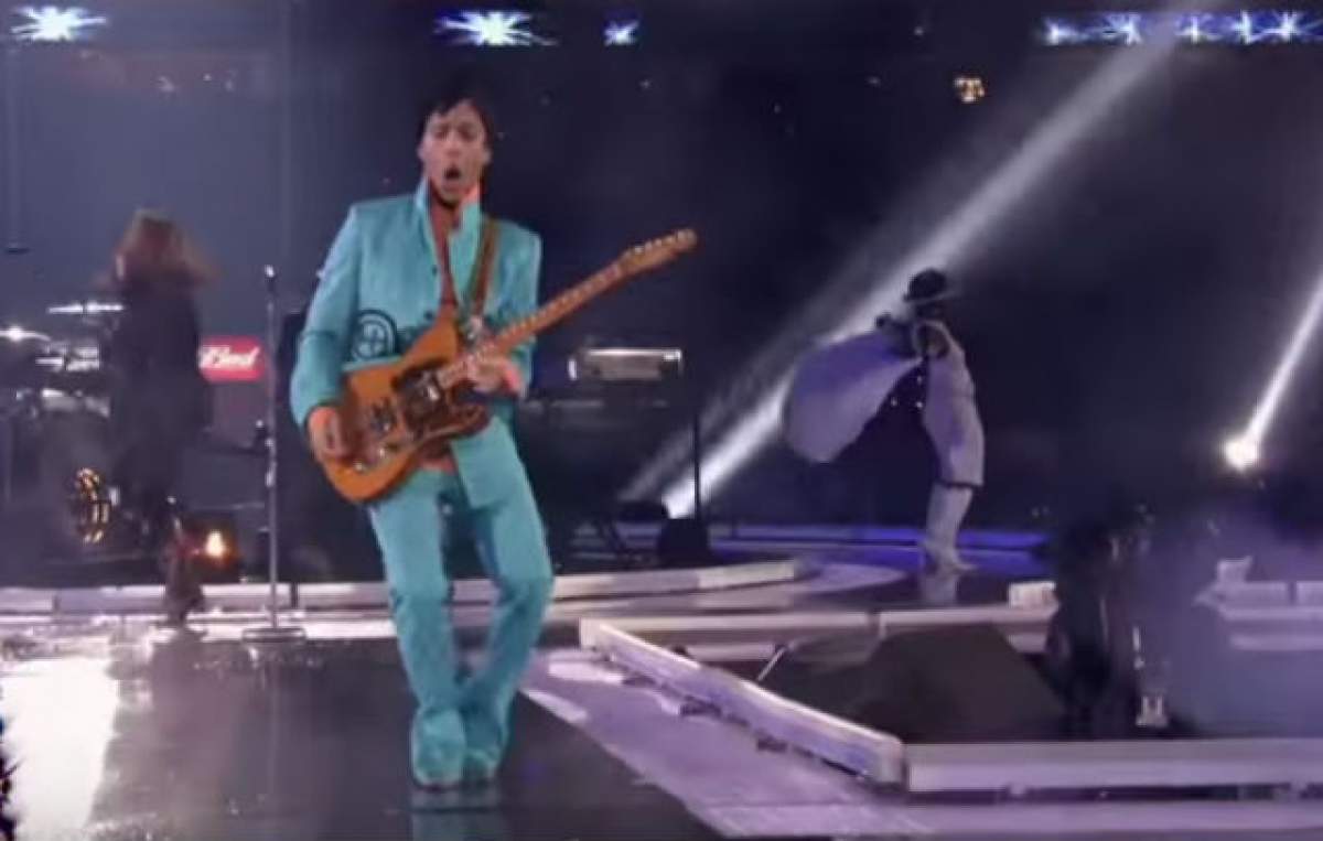 VIDEO / Doliu în industria muzicală! Cântăreţul Prince a murit