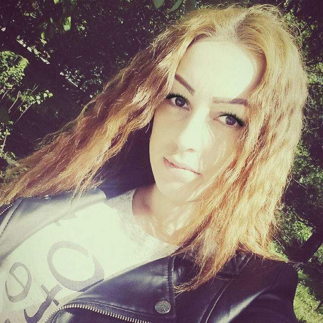 Elena, fosta concurentă de la "Mireasă pentru fiul meu", şi-a schimbat radical look-ul! A trecut în tabăra blondelor