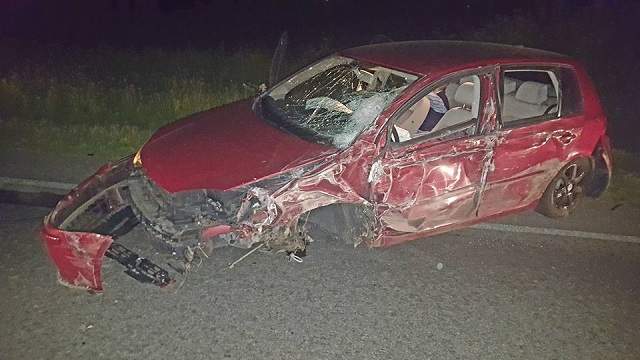 FOTO / A fost la un pas de moarte, din cauza unui şofer băut! Imagini terifiante de la locul accidentului