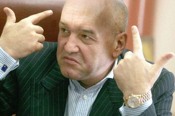 FOTO / IMAGINEA ZILEI! Aşa ar arăta Gigi Becali CHEL!  După ce va vedea fotografia sigur nu-şi va mai dori să facă implant de păr!